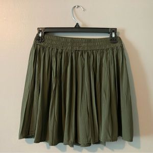 Forever 21 pleated Summer Skirt EUC *